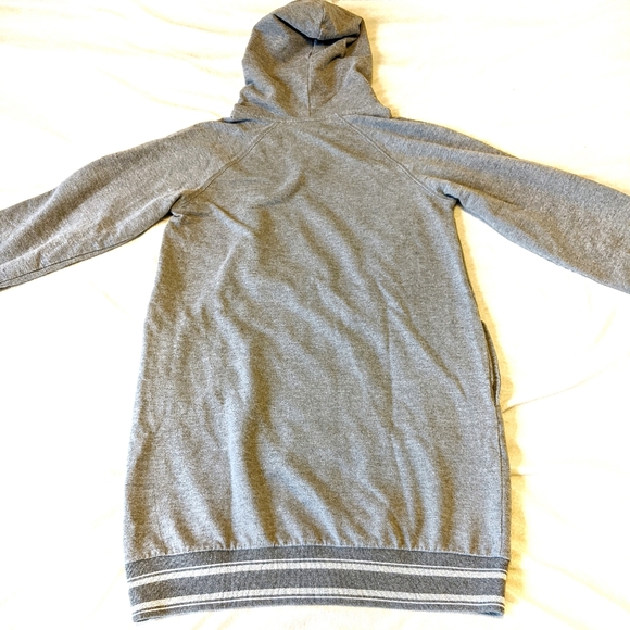 DISNEY Classic Cameo Minnie Mouse Sweatshirt Dress - Picture 5 of 14